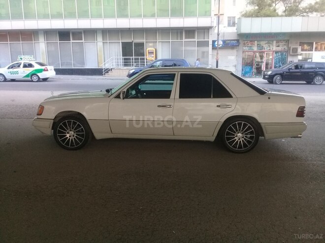 Mercedes E 280 1994, 460,000 km - 2.8 l - Bakı