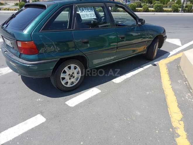 Opel Astra 1997, 291,700 km - 1.6 л - Balakən
