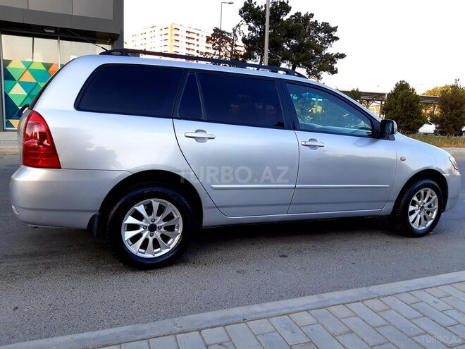 Toyota Corolla 2004, 185,000 km - 1.5 l - Bakı