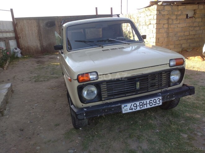 LADA (VAZ) Niva 1980, 226,536 km - 1.6 l - Sabirabad