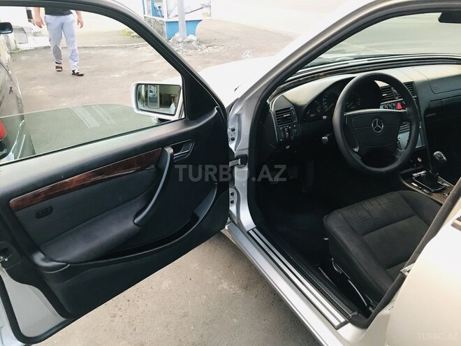 Mercedes C 240 1999, 278,000 km - 2.4 l - Zaqatala