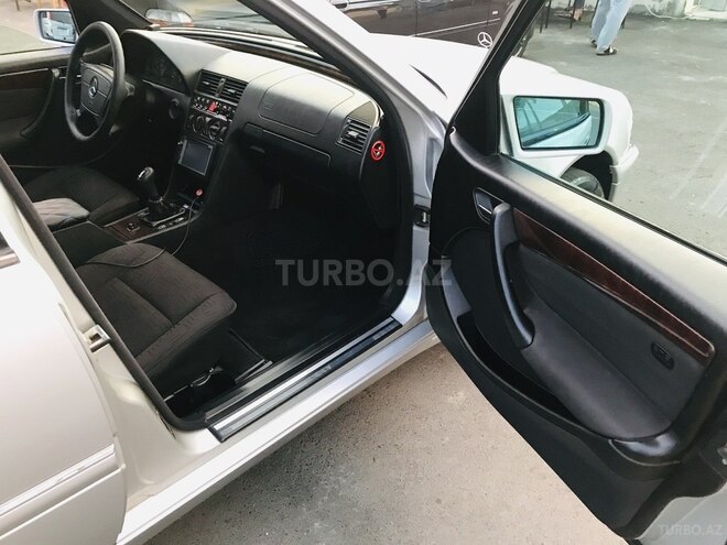 Mercedes C 240 1999, 278,000 km - 2.4 l - Zaqatala