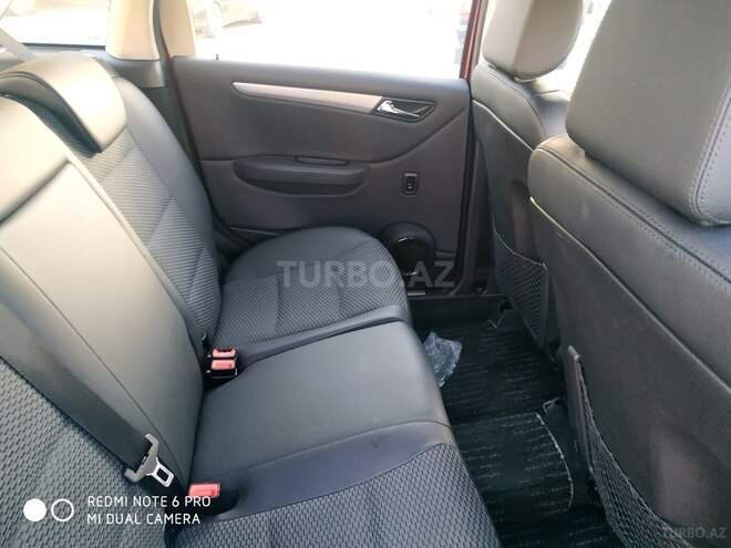 Mercedes B 180 2010, 42,000 km - 1.7 л - Bakı