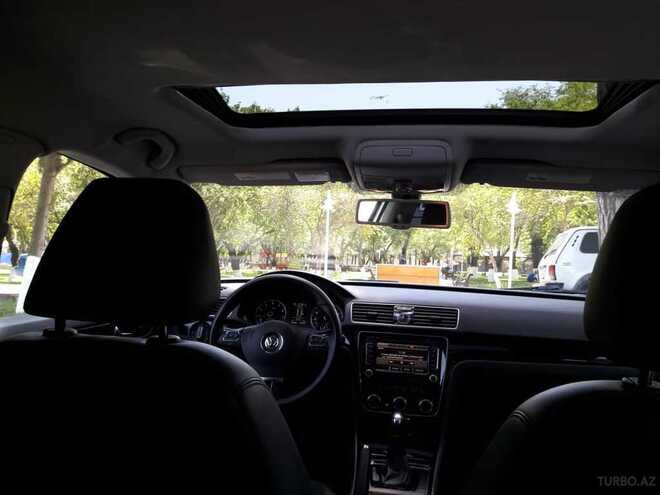Volkswagen Passat 2015, 26,500 km - 1.8 л - Bakı
