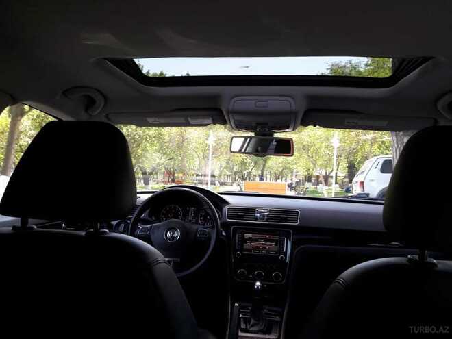 Volkswagen Passat 2015, 26,500 km - 1.8 л - Bakı