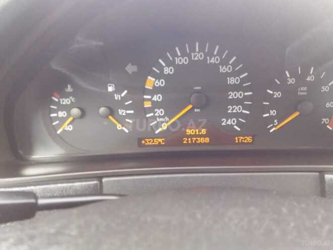 Mercedes E 240 1998, 217,000 km - 2.4 l - Bakı