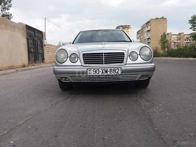 Mercedes E 240 1998, 217,000 km - 2.4 l - Bakı