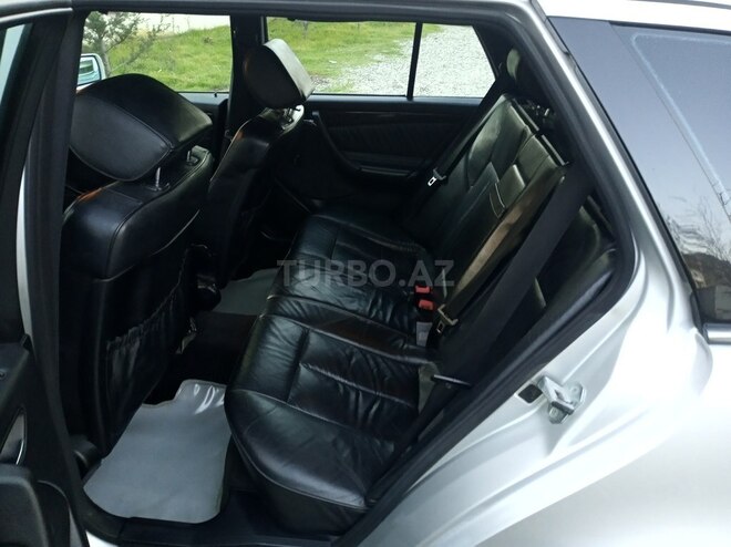 Mercedes C 220 2000, 340,000 km - 2.2 l - Bakı