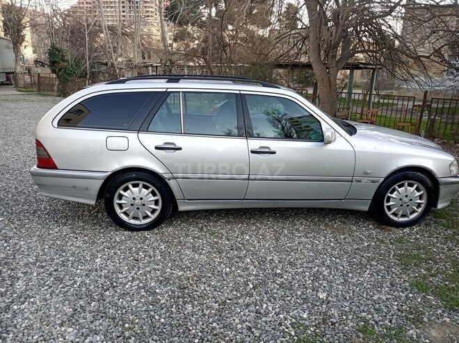 Mercedes C 220 2000, 340,000 km - 2.2 l - Bakı