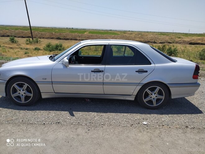 Mercedes C 200 1999, 182,600 km - 2.0 l - İmişli