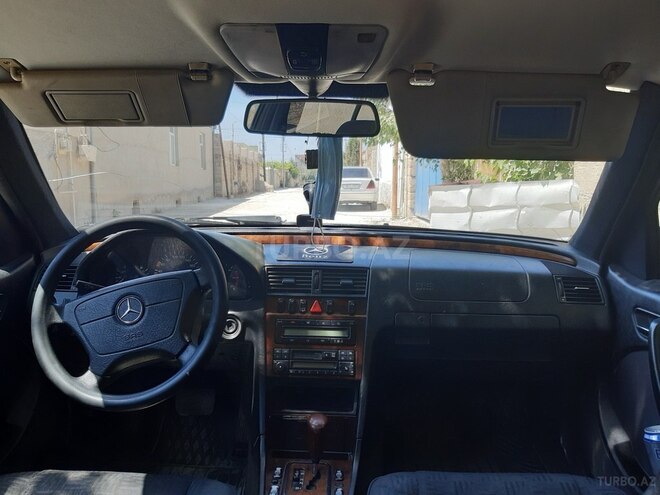 Mercedes C 220 2000, 450,000 km - 2.2 l - Bakı