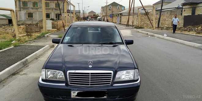 Mercedes C 240 2000, 292,000 km - 2.4 л - Bakı