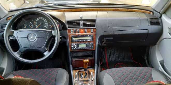 Mercedes C 240 2000, 292,000 km - 2.4 л - Bakı