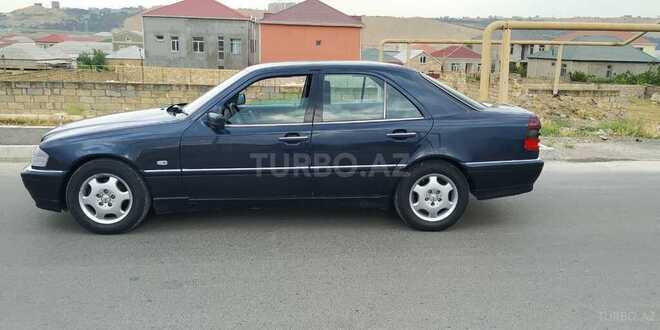 Mercedes C 240 2000, 292,000 km - 2.4 л - Bakı