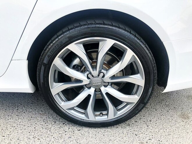 Audi A6 2013, 114,000 km - 3.0 л - Bakı