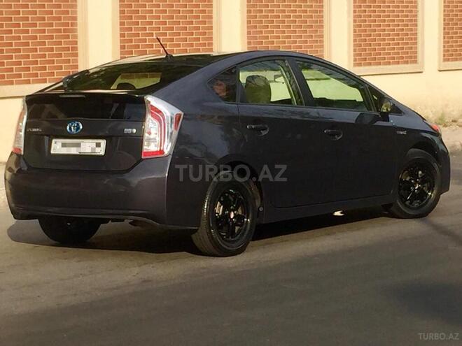 Toyota Prius 2015, 105,000 km - 1.8 l - Bakı