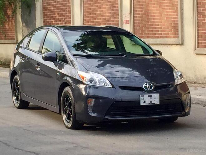 Toyota Prius 2015, 105,000 km - 1.8 l - Bakı