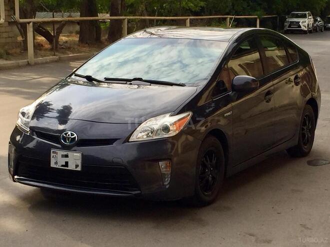 Toyota Prius 2015, 105,000 km - 1.8 l - Bakı