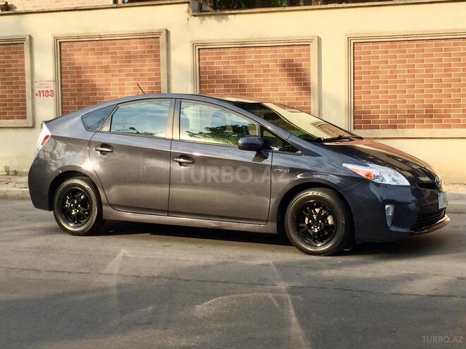 Toyota Prius 2015, 105,000 km - 1.8 l - Bakı
