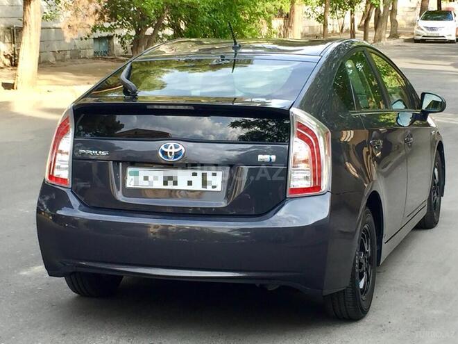 Toyota Prius 2015, 105,000 km - 1.8 l - Bakı