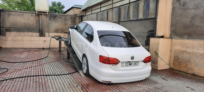 Volkswagen Jetta 2011, 97,000 km - 2.5 l - Lənkəran