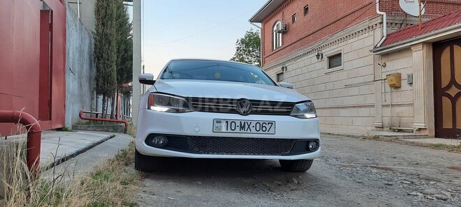 Volkswagen Jetta 2011, 97,000 km - 2.5 l - Lənkəran