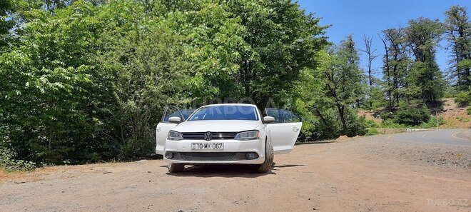 Volkswagen Jetta 2011, 97,000 km - 2.5 l - Lənkəran