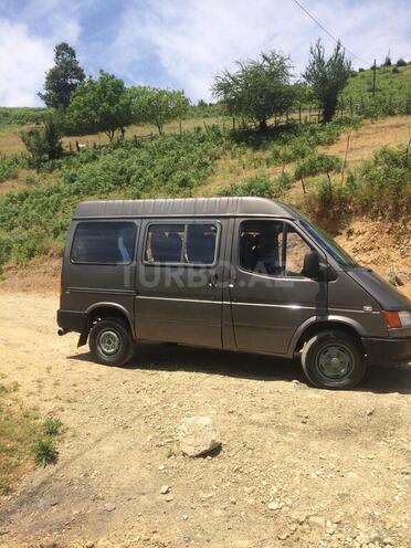 Ford Transit 1990, 600,000 km - 2.5 l - Lerik
