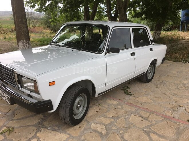 LADA (VAZ) 2107 2006, 70,000 km - 1.6 л - Tovuz