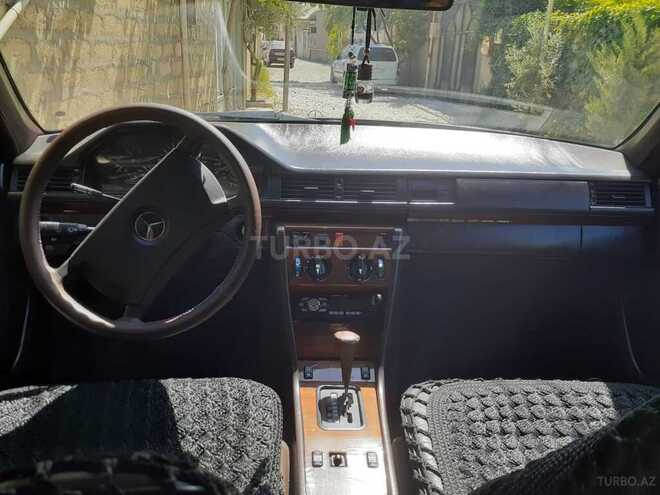 Mercedes E 200 1990, 400,000 km - 2.0 l - Bakı