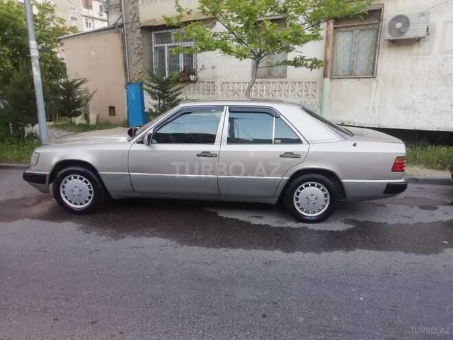 Mercedes E 200 1990, 400,000 km - 2.0 l - Bakı