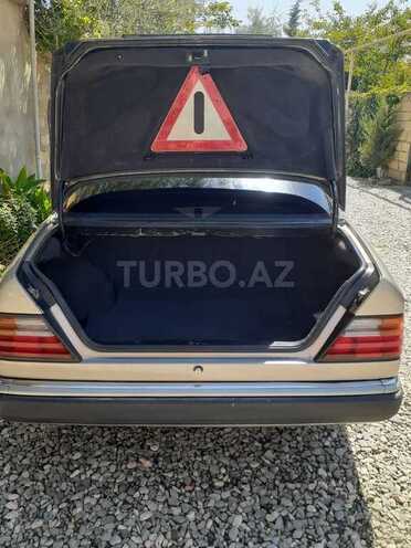 Mercedes E 200 1990, 400,000 km - 2.0 l - Bakı