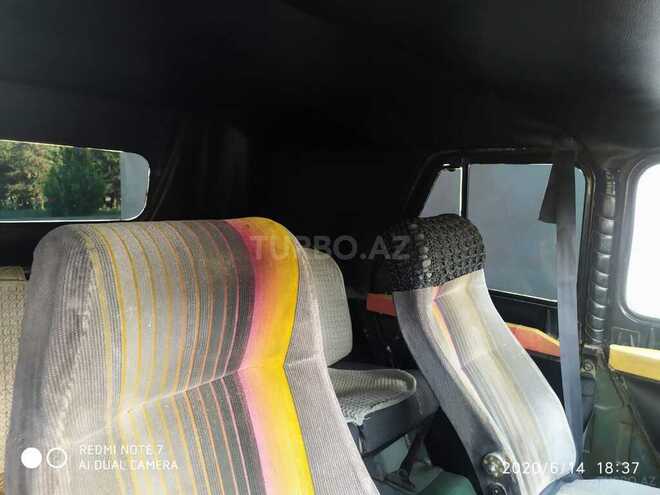 UAZ 469 1984, 180,000 km - 2.4 l - Yardımlı