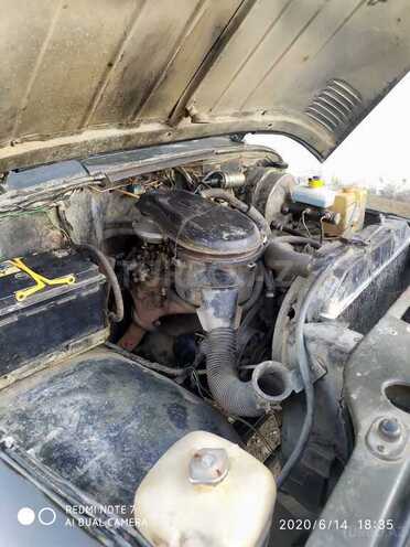 UAZ 469 1984, 180,000 km - 2.4 l - Yardımlı