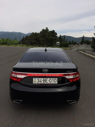 Hyundai Grandeur 2011, 227,000 km - 3.0 l - Qax