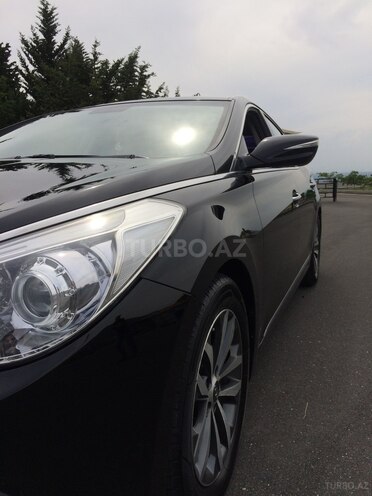 Hyundai Grandeur 2011, 227,000 km - 3.0 l - Qax