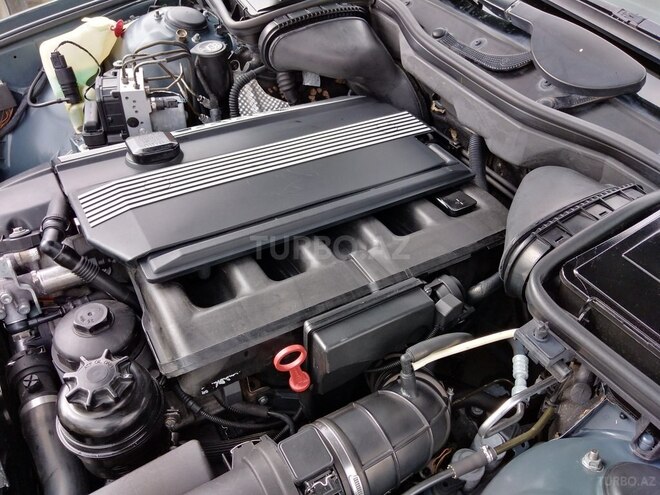 BMW 530 2001, 177,000 km - 3.0 л - Bakı