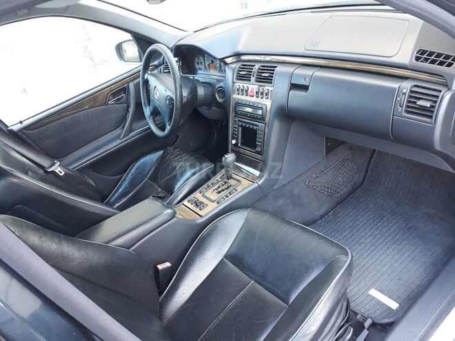 Mercedes E 280 2000, 286,500 km - 2.8 l - Bakı