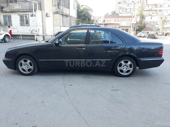 Mercedes E 280 2000, 286,500 km - 2.8 l - Bakı
