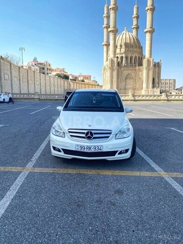Mercedes B 170 2007, 71,600 km - 1.7 l - Bakı