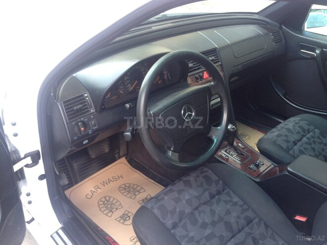 Mercedes C 240 1999, 240,483 km - 2.4 л - Bakı