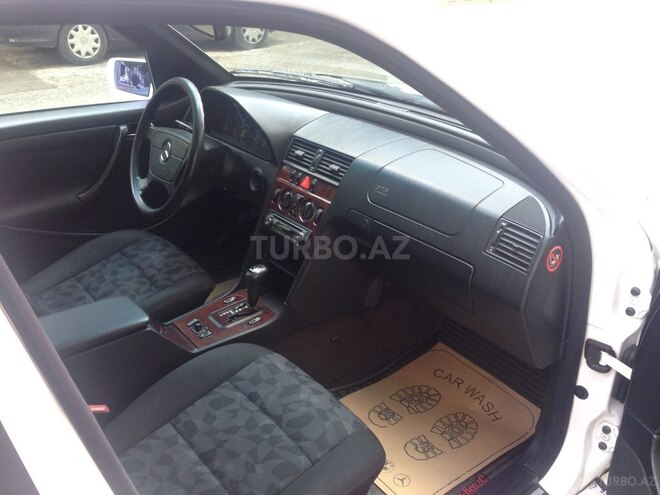 Mercedes C 240 1999, 240,483 km - 2.4 л - Bakı