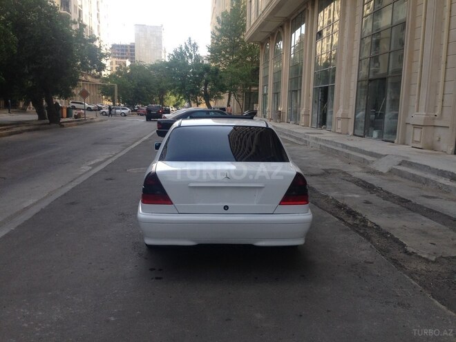 Mercedes C 240 1999, 240,483 km - 2.4 л - Bakı