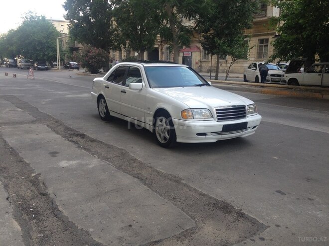Mercedes C 240 1999, 240,483 km - 2.4 л - Bakı