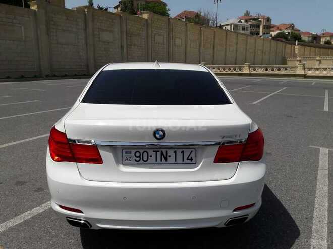 BMW 750 2010, 127,000 km - 4.4 l - Bakı