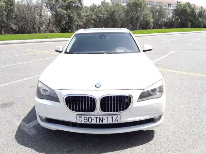 BMW 750 2010, 127,000 km - 4.4 l - Bakı