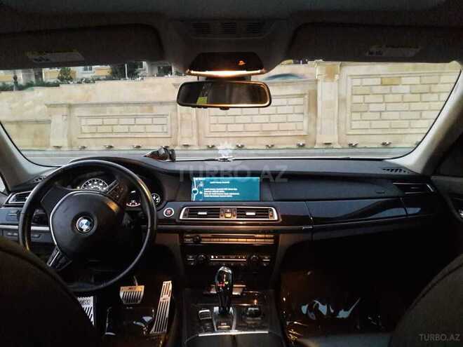 BMW 750 2010, 127,000 km - 4.4 l - Bakı