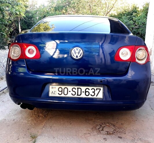 Volkswagen Passat 2006, 205,000 km - 2.0 l - Bakı