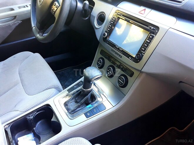 Volkswagen Passat 2006, 205,000 km - 2.0 l - Bakı