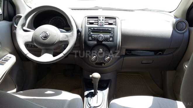 Nissan Sunny 2012, 180,000 km - 1.5 л - Bakı